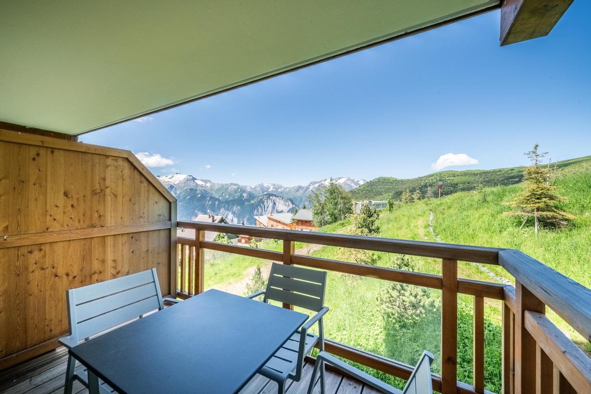 Residence Hameau De Clotaire Alpe D'Huez - By Emerald Stay Exterior photo